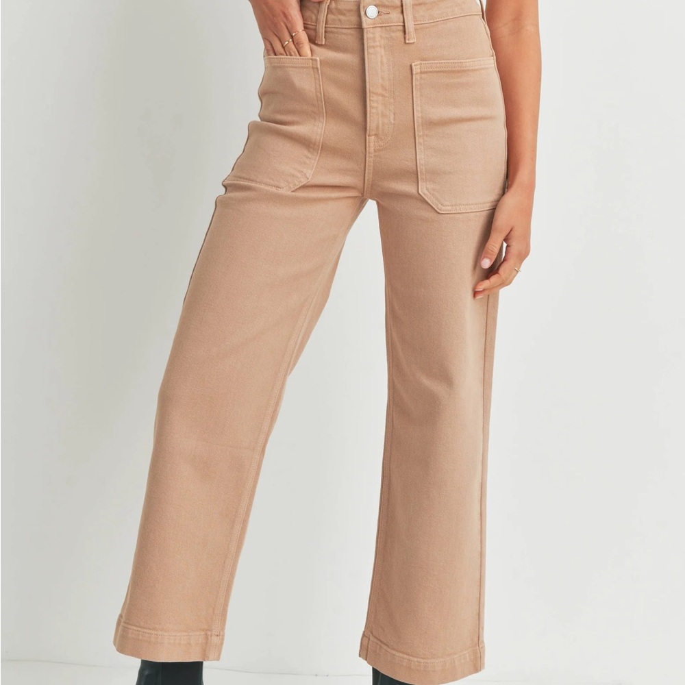 Stylish Tan Wide-Leg Jeans